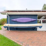 6 Personen In Direkter Seelage Mit Bootsteg Und Kanu Sowie Sauna, Whirlpool Und Kaminofen In *