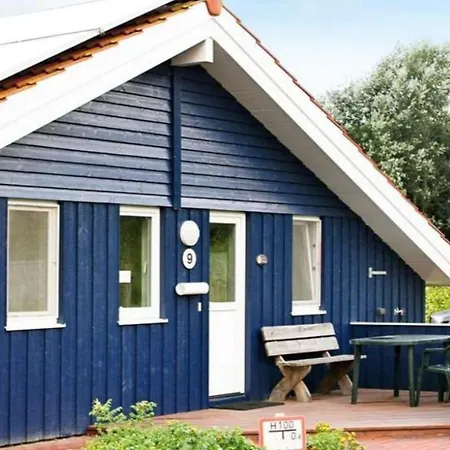 Vakantiehuis 6 Personen In Direkter Seelage Mit Bootsteg Und Kanu Sowie Sauna, Whirlpool Und Kaminofen In Otterndorf