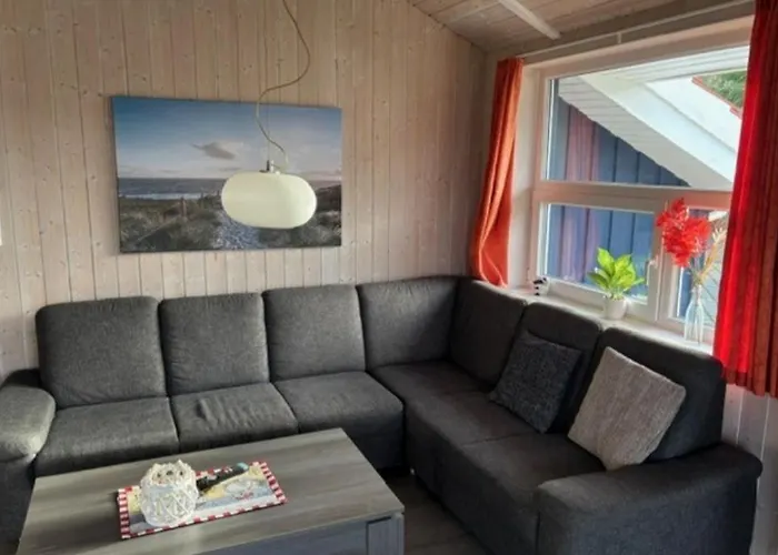 6 Personen In Direkter Seelage Mit Bootsteg Und Kanu Sowie Sauna, Whirlpool Und Kaminofen In 度假居 奥滕多夫